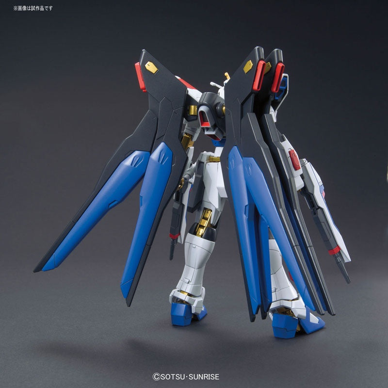 Gundam HGCE 1/144 Strike Freedom Gundam (201)